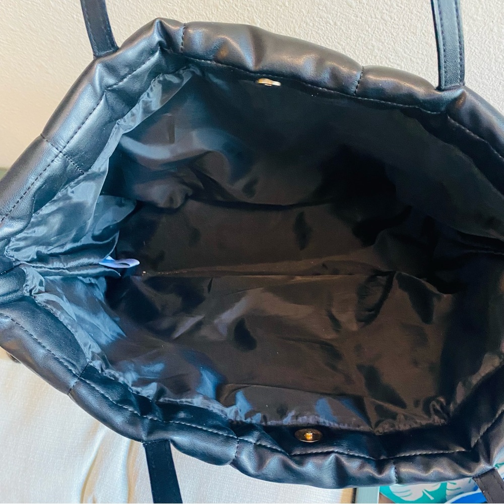 Victoria's Secret Black Quilted Tote Bag - Picture 6 of 7